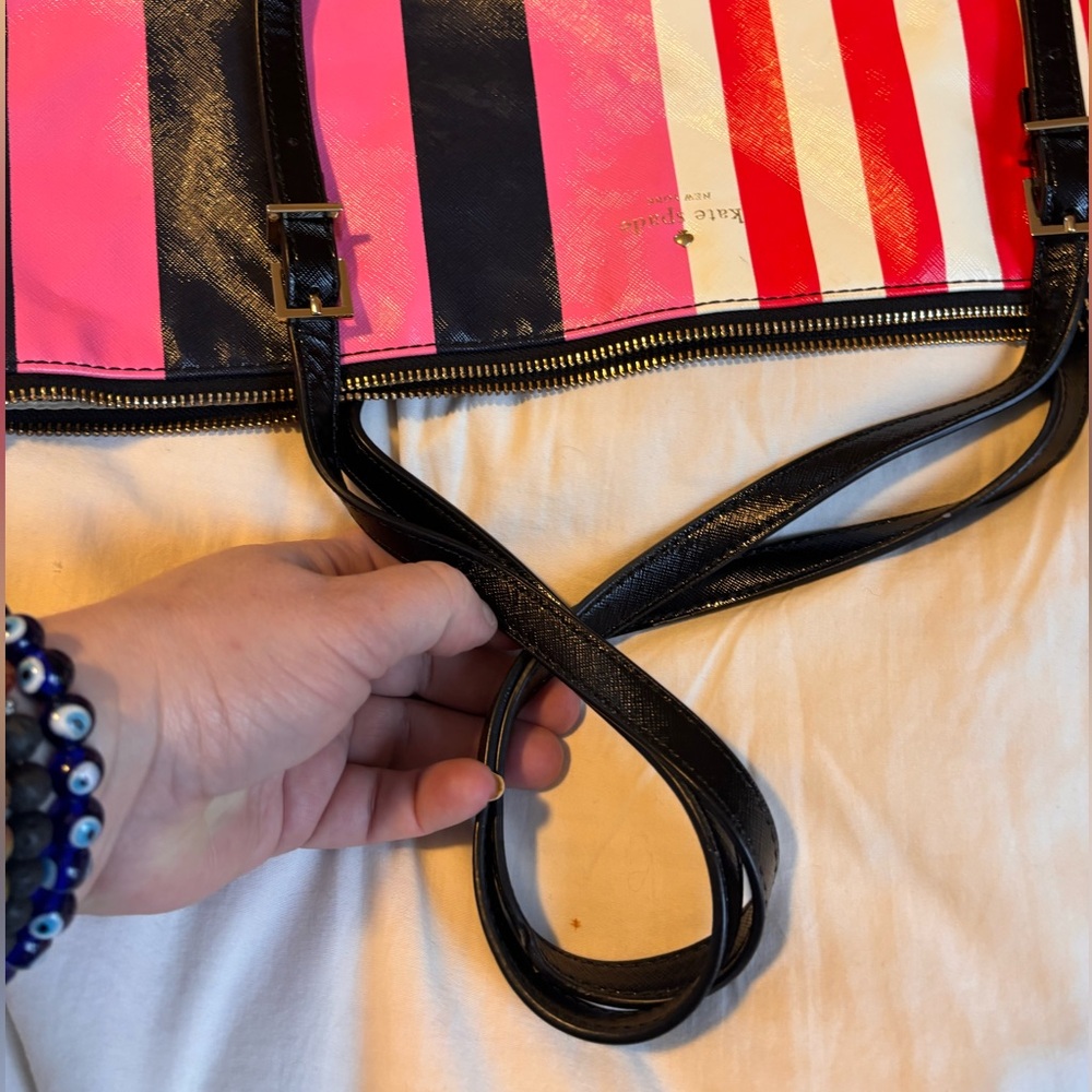 🌈 Kate Spade Grant Street Jules Multi-Stripe Tote - Picture 5 of 10